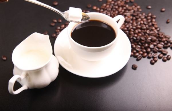 Сколько сахара можно добавлять в кофе. Ответ дали специалисты